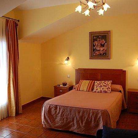 Hotel Rural Anamari Ciguenza  Екстер'єр фото