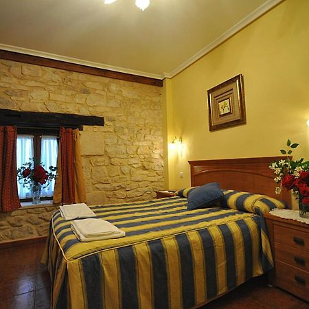 Hotel Rural Anamari Ciguenza  Екстер'єр фото