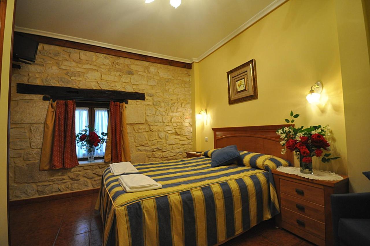 Hotel Rural Anamari Ciguenza  Екстер'єр фото